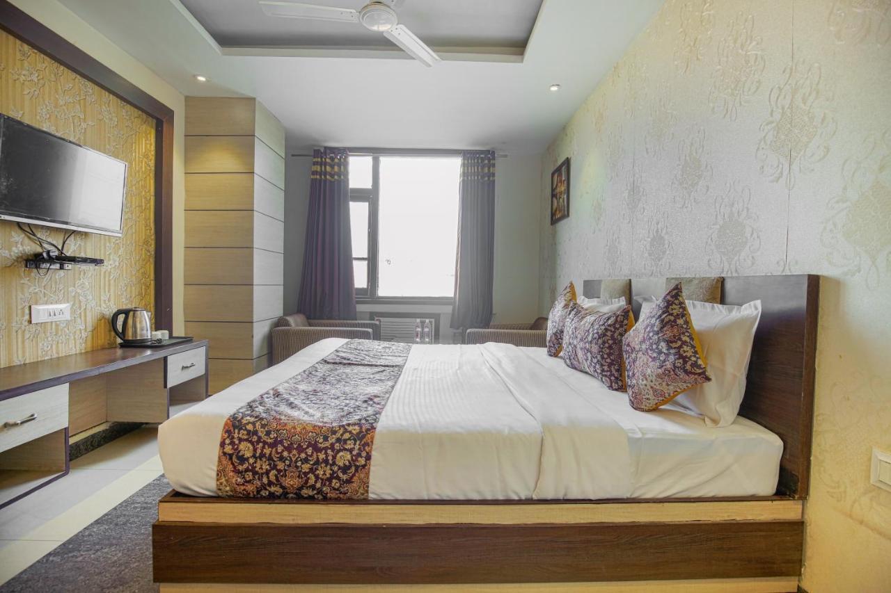 Vk Hotels & Resorts Αμριτσάρ Εξωτερικό φωτογραφία