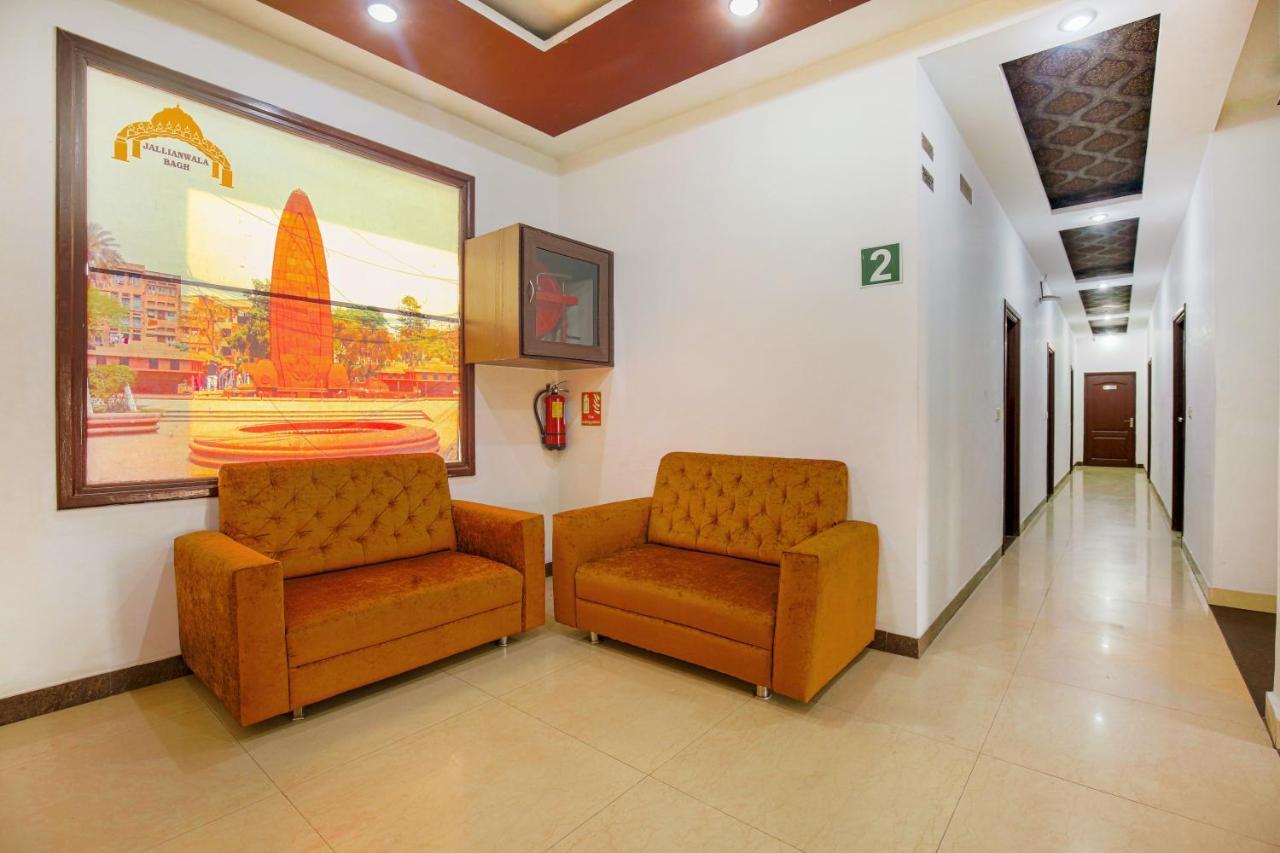 Vk Hotels & Resorts Αμριτσάρ Εξωτερικό φωτογραφία